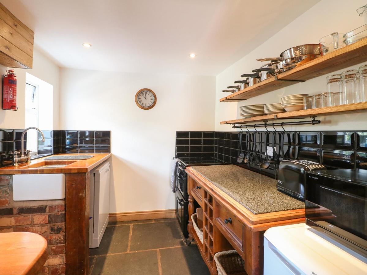 Hops Cottage Ashbourne  Bagian luar foto